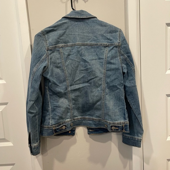 Old Navy Classic women’s denim jacket size small - Picture 2 of 3